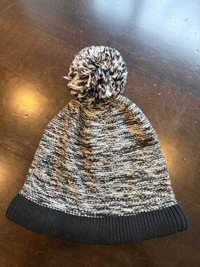lululemon athletica Black and White Marled Pom Beanie